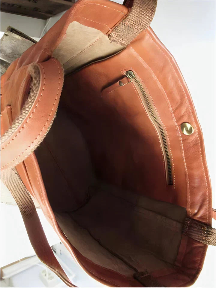 Pamela | Toronto’s Everyday Leather Bag